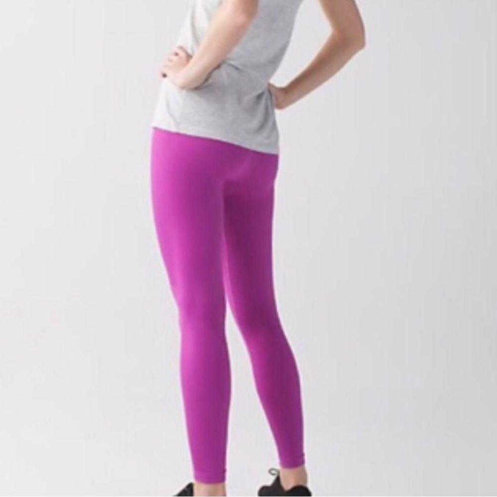 Lululemon zone in tight ultra violet size 4 - Picture 2 of 6